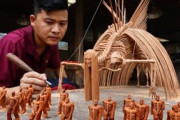 【進撃の巨人】ベトナム人がエレンの最終形態を彫刻で完全再現してしまう…〈海外の反応〉