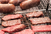 日本のオードリー春日が「焼き肉食べ放題で米を食べるか食べないか？」で激論！【台湾人の反応】