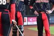 【海外の反応】「いかにも日本っぽいｗ」日本ハムが尖り過ぎた新庄ユニフォームで初実践