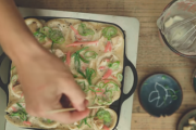 紅しょうがから手作り！丁寧にたこ焼きを作るASMR動画が心地良い　海外の反応
