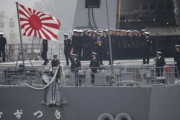 韓国人「韓国だけが仲間外れに？」反日仲間の中国が日本護衛艦の旭日戦犯旗掲揚を受け入れ、日中和解を誇示！」　韓国の反応」　韓国の反応