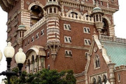 「長時間並んでライドは短時間」東京ディズニーシーのタワーオブテラー 海外の反応