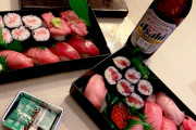 【海外】「なんて美しい」海外記者が撮影した日本の寿司に海外注目！