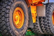 米キャタピラーの株価が上昇中！「子供のころから大好き！」「建機カッコいい！」海外の反応