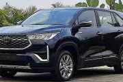【インド人の反応】東南アジア専売の新型トヨタイノーバはかっこいいミニバンだ！