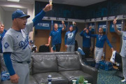大谷を称えながら山本をイジるロバーツ監督のスピーチを海外絶賛！（海外の反応）