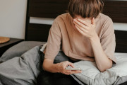 【海外】「誰かからの返信がないと感じる拒絶感の理由と、ネガティブ思考を防ぐ方法」