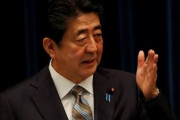 安倍首相「文大統領と首脳会談を行う」→韓国人「支持率低下で韓国を利用する安倍と会うな！」「会いたければ先に謝罪しろ！」　韓国の反応