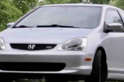 【海外の反応】2004年式のホンダシビックは手頃で燃費も良く楽しいクルマだった！