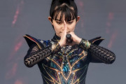 BABYMETALとメガデスのずっ友写真　“彼女たちも会うために900ドル払ったの？”　【海外の反応】
