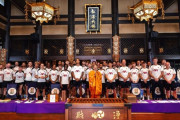 外国人「リヴァプールのスター選手が日本の寺で文化体験をしていた」」