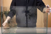 海外「見てるだけで癒される！」日本人アクアテラリストが作った滝を再現したアクアテラリウムの制作動画を見た海外の反応