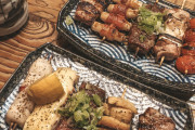 海外「日本で焼き鳥を食べてきたぜ、美味しそうだろ！？」日本の料理を見ていたら本当に旅行したくなったよ・・・