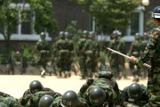 腕立て伏せ100回強制で兵士が重症、韓国では「軍隊なのに虚弱すぎる」と冷たい反応も