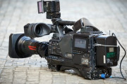 韓国人「女性の自撮り写真を信じてはならない理由」
