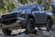 韓国人「トヨタがディーゼル・EV・水素を一台に？“ハイラックス”が世界初のマルチ駆動モデルに」→「1台で全部やるのか（ﾌﾞﾙﾌﾞﾙ…」