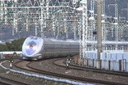 海外「のぞみ500系は今でも世界で最も美しい列車だ」新幹線500系のぞみの映像が話題に（海外の反応）