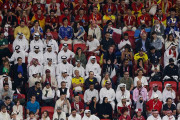 【海外】「日本から学ぶべき」W杯日本人サポーターのゴミ拾いを世界が絶賛！