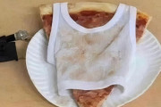 外国人「ツッコミどころの多い食べ物を世界から集めたｗｗｗ」