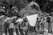 中国人「1951年に降伏した日本兵の小隊がコチラ」
