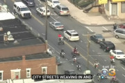 アメリカ公道を暴走するギャング集団が恐い過ぎる・・・海外の反応