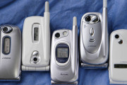 外国人「日本では20年以上前からカメラ付き携帯電話があったらしいぞ！」