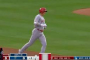 【海外】「今年もショウヘイがMVPだ！」大谷翔平、バックスクリーンに叩き込む特大21号ホームランが凄すぎたw