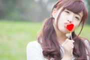 日本の女優「橋本環奈」のキスが45年前のアレにそっくりだと話題に！【タイ人の反応】