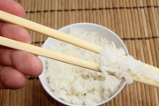 外国人「なぜ日本や中国のレストランでは箸を使わなければならないのか？」　中国の反応