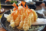 外国人「エビの尻尾ってお前ら食べてる？それとも食べてない？」