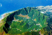 【海外の反応】日本で最も人口の少ない青ヶ島に住みたくはないか？⇒「なぜ日本はいつもクールなんだ…」