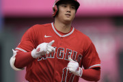【海外の反応】大谷翔平が第26号特大同点ホームラン【飛距離136m】