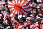 韓国人「日本の青年が火病！」大韓民国公式ツイッターの「「旭日旗は憎悪の旗です」に日本ネチズンが大きく反発し「悪質な書き込みテロ」を行う！
