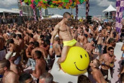 海外「数千人のアメリカ人がマイアミのビーチフェスティバルに参加して少なくとも9人がコロナウイルスに感染」