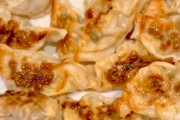 海外「美味しそう！」外国人が作った日本の餃子に海外興味津々！（海外の反応）