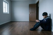 韓国人「連絡先まで変えた」息子を捨て、娘たちだけを連れて引っ越した母親に怒りの声