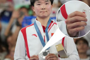 海外「リスペクトだ！」パリ五輪で中国の選手が表彰台で見せた振る舞いに海外超感動！（海外の反応）