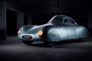 海外「めちゃくちゃかっこいい！！」 現存1台のポルシェType64がオークションに！外国人たちも興味津々！ 海外の反応