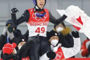 【海外の反応】小林陵侑が五輪ジャンプNHで金メダルを獲得！「史上最高のジャンパーになれる」