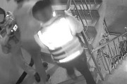 韓国人「刃物男から逃げた警察官に3億5千万ウォンの賠償命令！」→「女警を現場に送るな！」