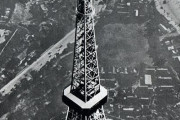東京タワーが五男であることを今日初めて知った←「全部そっくり」「エッフェル塔のコピペ」（海外の反応）