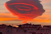 【海外】「エイリアンが出てきそう....」トルコ上空に出現した巨大な怪奇雲に海外も興味津々！