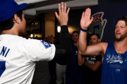 【海外の反応】大谷翔平とカーショウのハイタッチ【MLB】