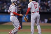 【海外の反応】大谷の相棒オホッピーが肩の負傷で長期離脱か？【MLB】