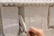 「おとなが本気で『砂の城』を作るとこうなる…」アメリカのビーチの制作風景