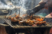 セルフ焼肉！？パック入りの肉で勝手に焼肉ができちゃう店 海外の反応