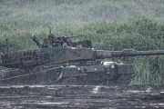 海外「雨の日に演習する日本の陸上自衛隊」→「まるで絵画のような写真だな」