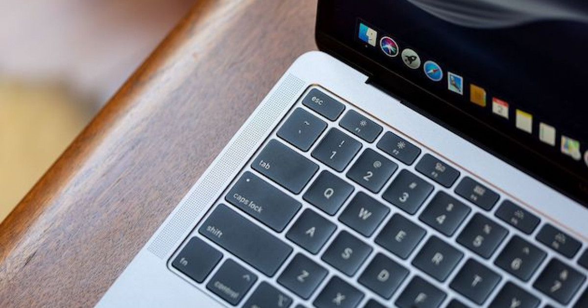 【悲報】人気映画監督、アカデミー賞でMacのバタフライキーボードが酷すぎると盛大にディスり出すwwwww | 海外の反応アンテナ