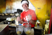日本一濃厚なとんこつラーメン⁉大岩亭に２日間密着！！外国人「店主さんの”あ～い”の掛け声が好きｗｗｗ」
