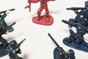日本兵はいかにして29年間、終戦を知らずに隠れて暮らしたのか「ほとんどウィンターソルジャーだな」「ひとりの男の戦争 😂😂😂」海外の反応